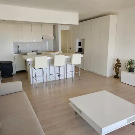 Cosy-piscine Et Vue A 1km De Monaco * Beausoleil